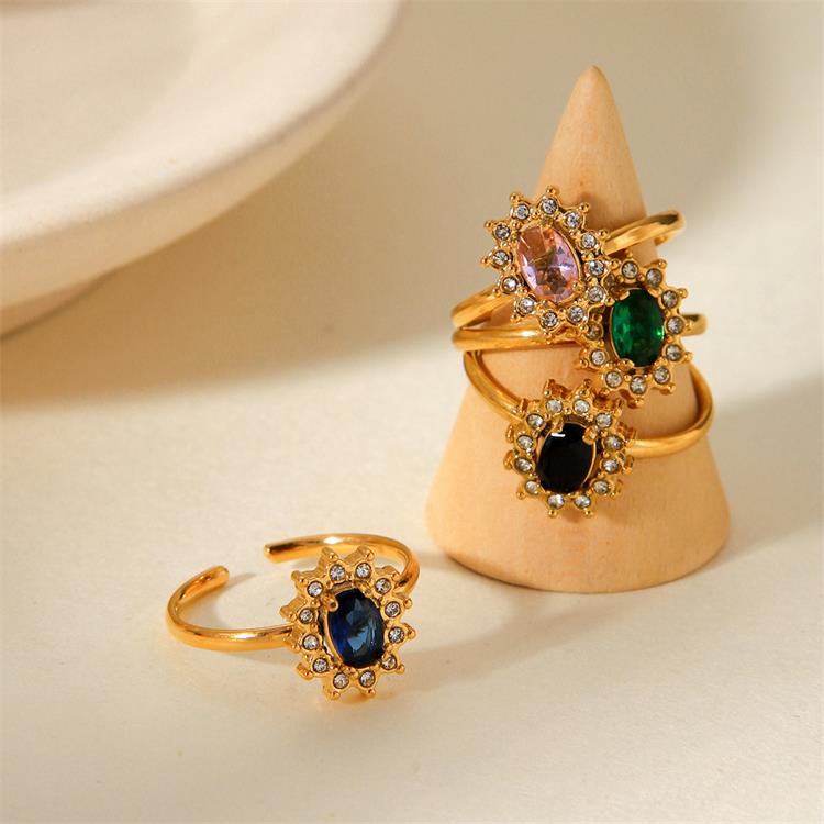 Zircon Ring