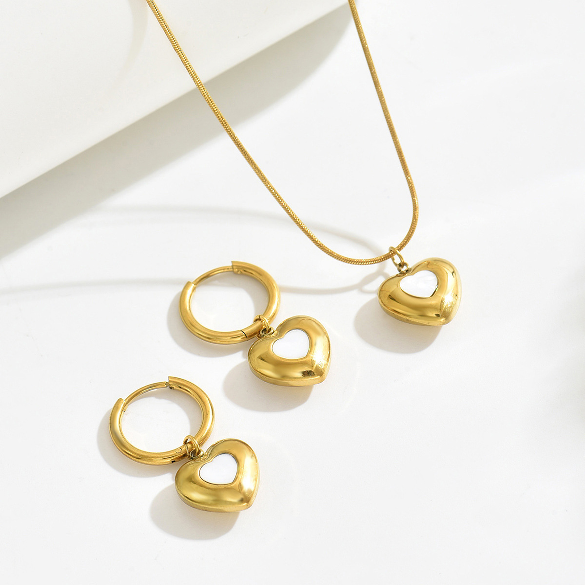 Heart-shaped Earrings Necklace